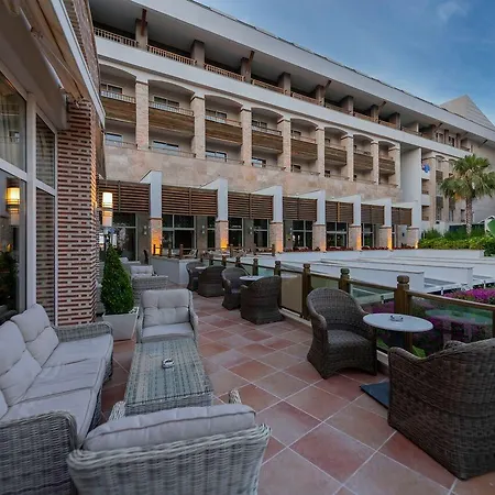Hotel Oleander Side